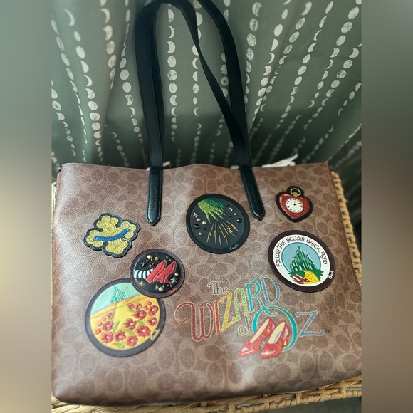 Wizard Of Oz Highline Tote *LIMITED EDITION* Coach x Disney - Picture 6 of 7